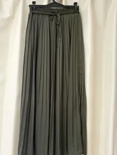 BEAMS びーむすHEART プリーツロングスカート オリーブグリーン