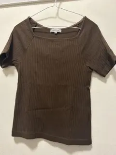 NATURAL BEAUTY BASIC ブラウン 半袖Tシャツ