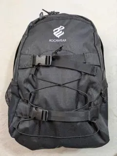 新品未使用 ROCAWEAR ブラック リュック バックパック 刺繍ロゴ - メルカリ
