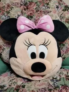 ミニーマウス　BIGぬいぐるみ　クッション　ディズニー　ミッキーマウス