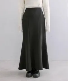 mystic ロングスカート　マーメイド　黒　ブラック　秋　冬　ストレッチ