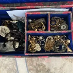 生前整理　遺品整理　アクセサリー