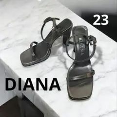 【美品】DIANA GINZA メタリック ストラップサンダル 23のサムネイル
