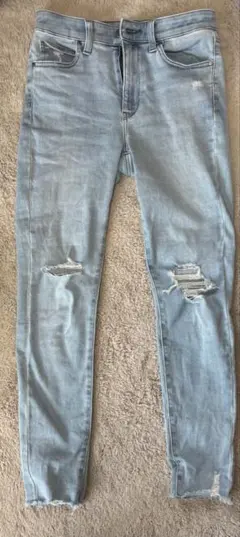 UNIQLO ライトブルースキニーデニム 25