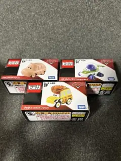 トミカ　カーズ ハム　ウッディ　バズ　 トーイストーリー　３個セット