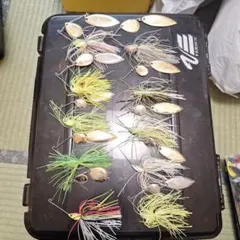 Item thumbnail for item a8fffb34-73c3-4f83-8222-6516539b4a75