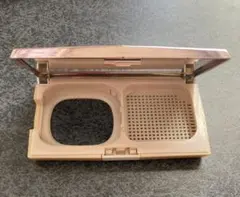 ★MAQuillAGE ファンデーション　コンパクトケース　小道具