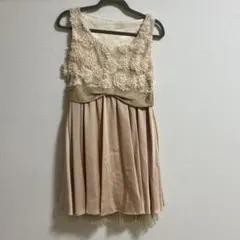ノースリーブワンピース　ドレス