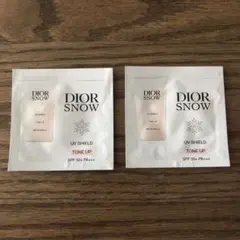 ディオール　スノーUVシールドトーンアップ50＋　日焼け止め乳液　サンプル　2包