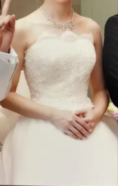 ウエディングドレス　Aライン