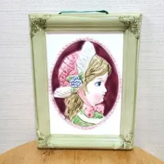 【希少！】加藤工芸　立体的な少女の陶器製の壁掛け