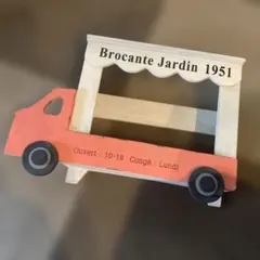 Item thumbnail for item 565e84ba-86d1-4a6c-9850-f93226b133df