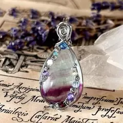 天然石 グリーンフローライト☆ワイヤーラッピング アート ネックレストップ