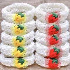 犬用マフラー　10個　　ぷくぷくいちご　トリミングチョーカー　(C-43)