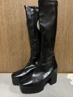 【新品未使用】定価4730円　ブーツ　ストレッチヒール　Sサイズ