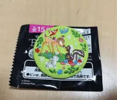 ディズニー　刺繍缶バッジ　バンビ
