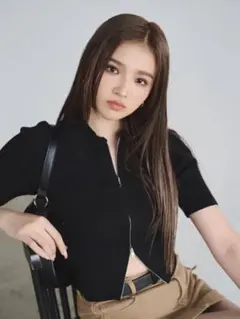 GRL フロントジップショート丈ニットカーディガン　新品タグ付き