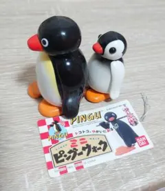 ピングー ジオラマピングーキーホルダー ピングー＆ピンガ - メルカリ
