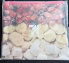 happyくじ　セブンイレブン　G賞　スムージーフラットポーチ