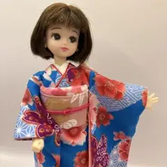 リカちゃん　裾引きお振袖　お姫様着物
