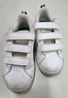 adidas ホワイト スニーカー ベルクロ・17cm