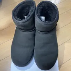 UGGアグ ムートンブーツ 定番人気モデル クラシック ミニ 黒 5
