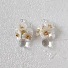 Item thumbnail for item bd8d2c24-6e80-4074-ad7b-c9eff21cb2d9