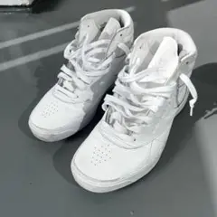 Reebok ハイカット　スニーカー　23.5cm