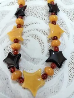 琥珀スターネックレス（ロイヤルアンバー入り）