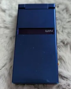 TOSHIBA W53T au 携帯電話本体 ガラケーのサムネイル