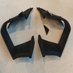 BMW S1000RR K67 フロントウィング左右　右側破損　未使用　ジャンクのサムネイル