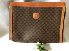 Item thumbnail for item e581c46a-39db-4bac-9e7b-4ba2104bce08