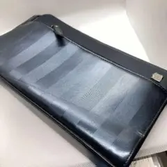 Calvin Klein ダークブルークラッチバッグ