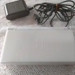 Nintendo DS Lite ホワイト 本体 ACアダプター付き