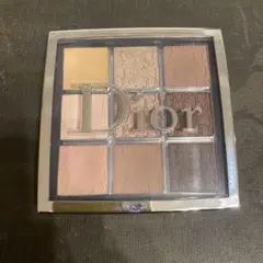 Dior バックステージ アイパレット 002