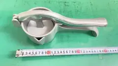 アルミ製 ハンドジューサー レモン絞り器のサムネイル