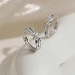 ワンタッチ フープピアス キラキラ シルバー キャッチレス