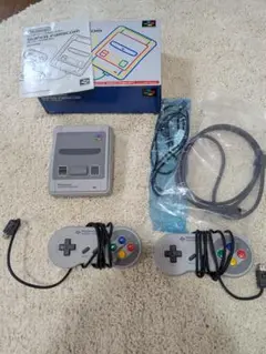 ニンテンドークラシックミニスーパーファミコン【美品】