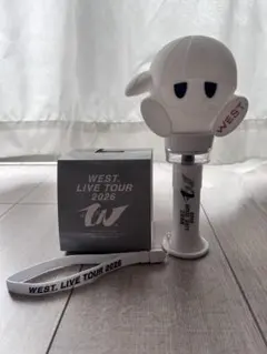 WEST. LIVE TOUR 2026 唯一無二 むにむにペンライト - メルカリ