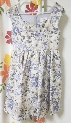 【最終価格】　JILL by JILLSTUART　ジル　水彩 花柄ワンピース