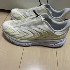 HOKA プロジェクトクリフトン　PROJECT CLIFTONのサムネイル