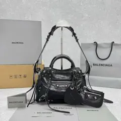 BALENCIAGA ブラック ショルダーバッグ