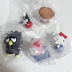 サンリオ　ガチャガチャ 5点セット　キティ　こぎみゅん　クロミ　バツ丸