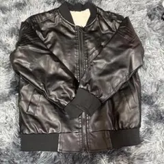 黒い合成皮革ジャケット　130