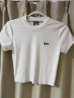 【KITH】　レディースTシャツのサムネイル