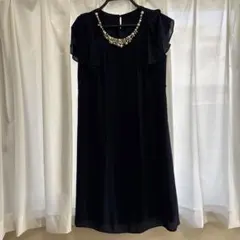 ネイビービーズネックレス付きドレス