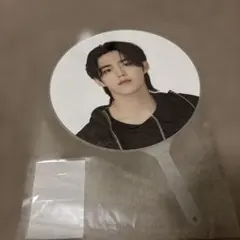 エスクプス　うちわ　まとめ売り SEVENTEENエスクプス うちわ まとめ売り - メルカリ SEVENTEEN