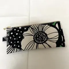 ペンケース　ポーチ　ハンドメイド　花柄