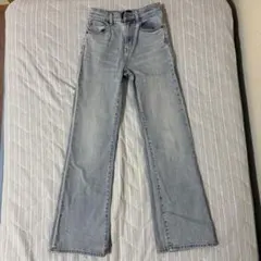 ユニクロ ハイウエスト フレアデニム ライトブルー