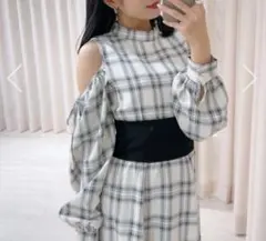 【新品】evelyn チェックオフショルダーOP エブリン